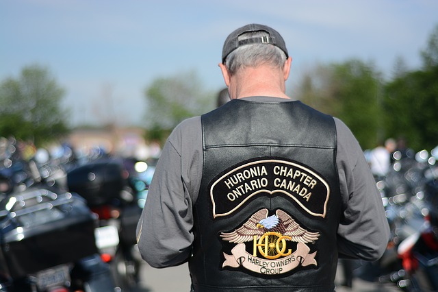 Le look biker - Le look motard - La veste à patch motard - Article de blog Durs à Cuire - Nicolas Masoni